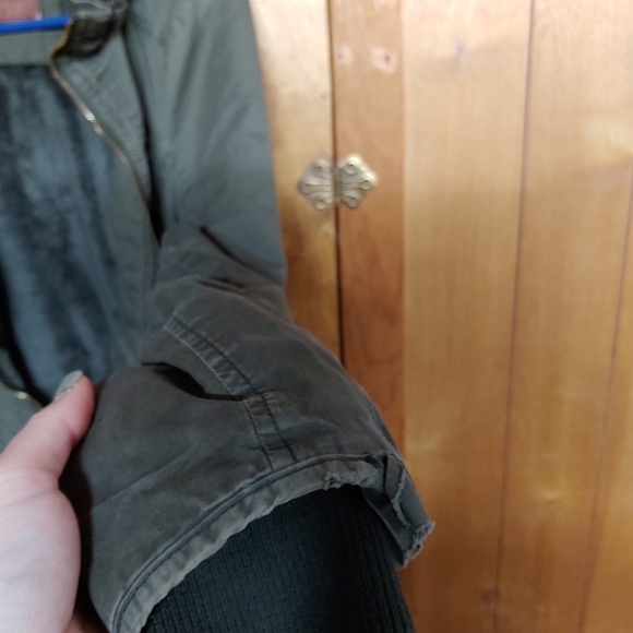 Womans jacket - Picture 11 of 13